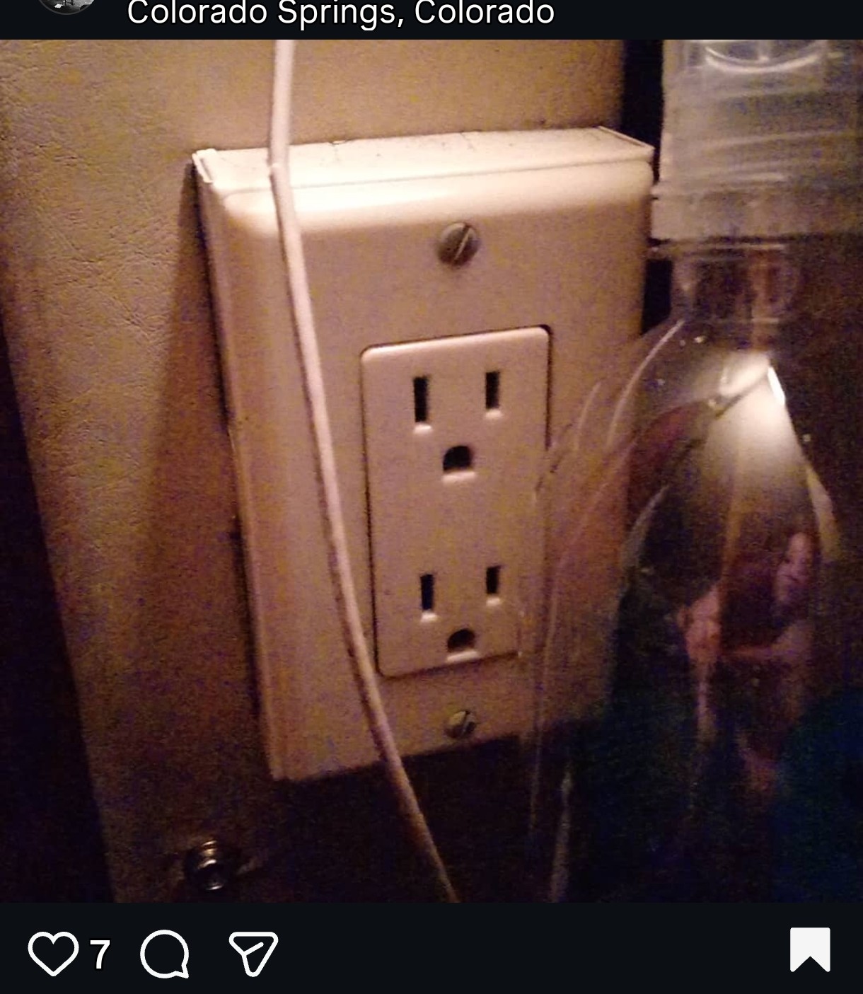 Bunk bed electrical socket on a nightliner bus